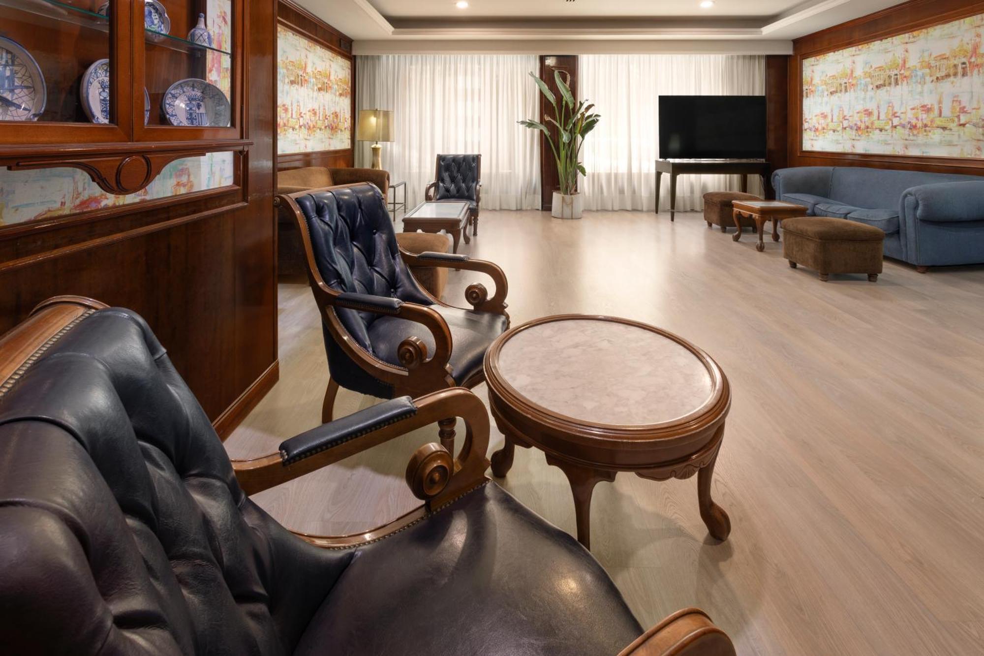 B&B Hotel Zaragoza Royal Экстерьер фото