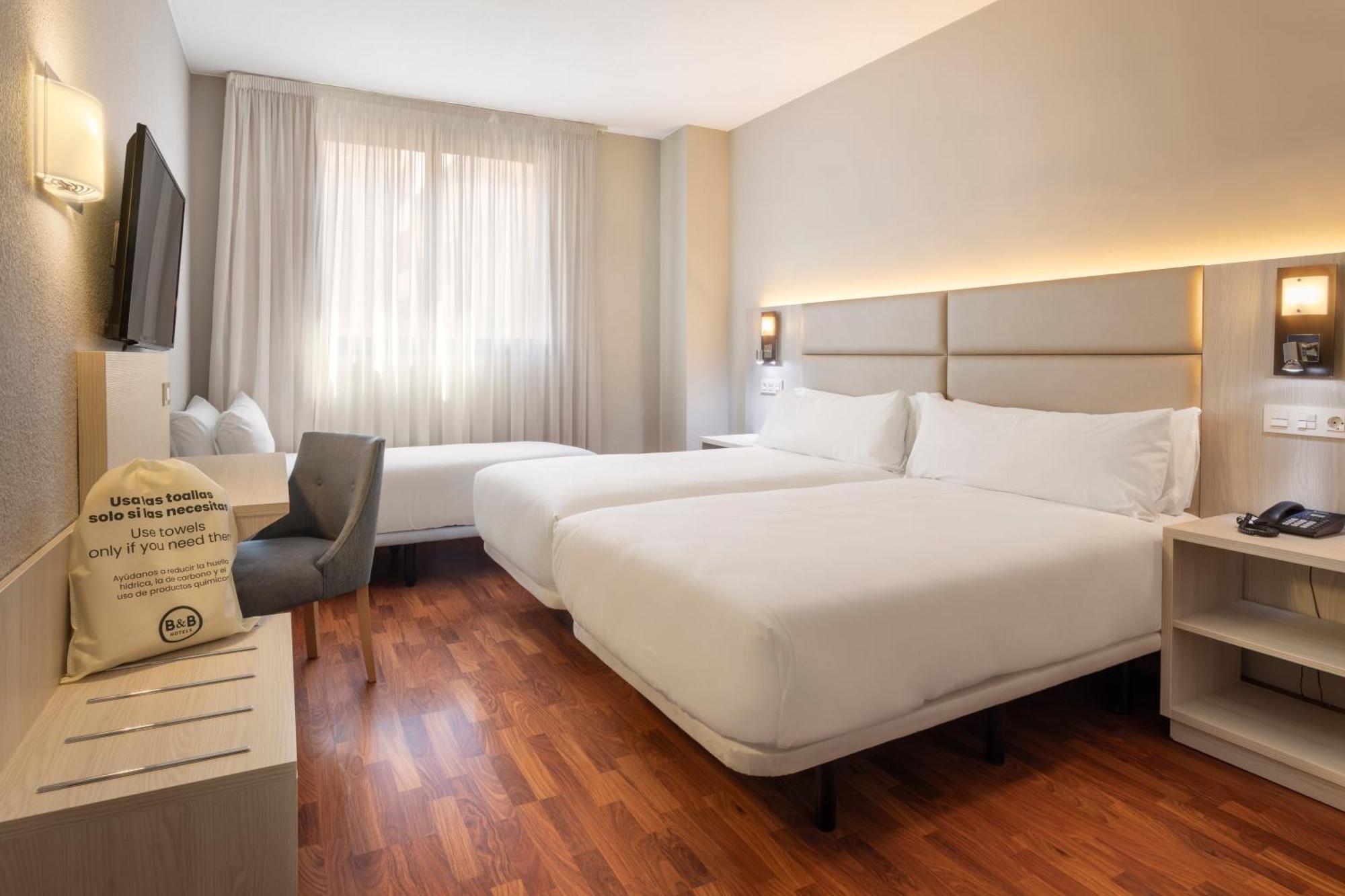 B&B Hotel Zaragoza Royal Экстерьер фото