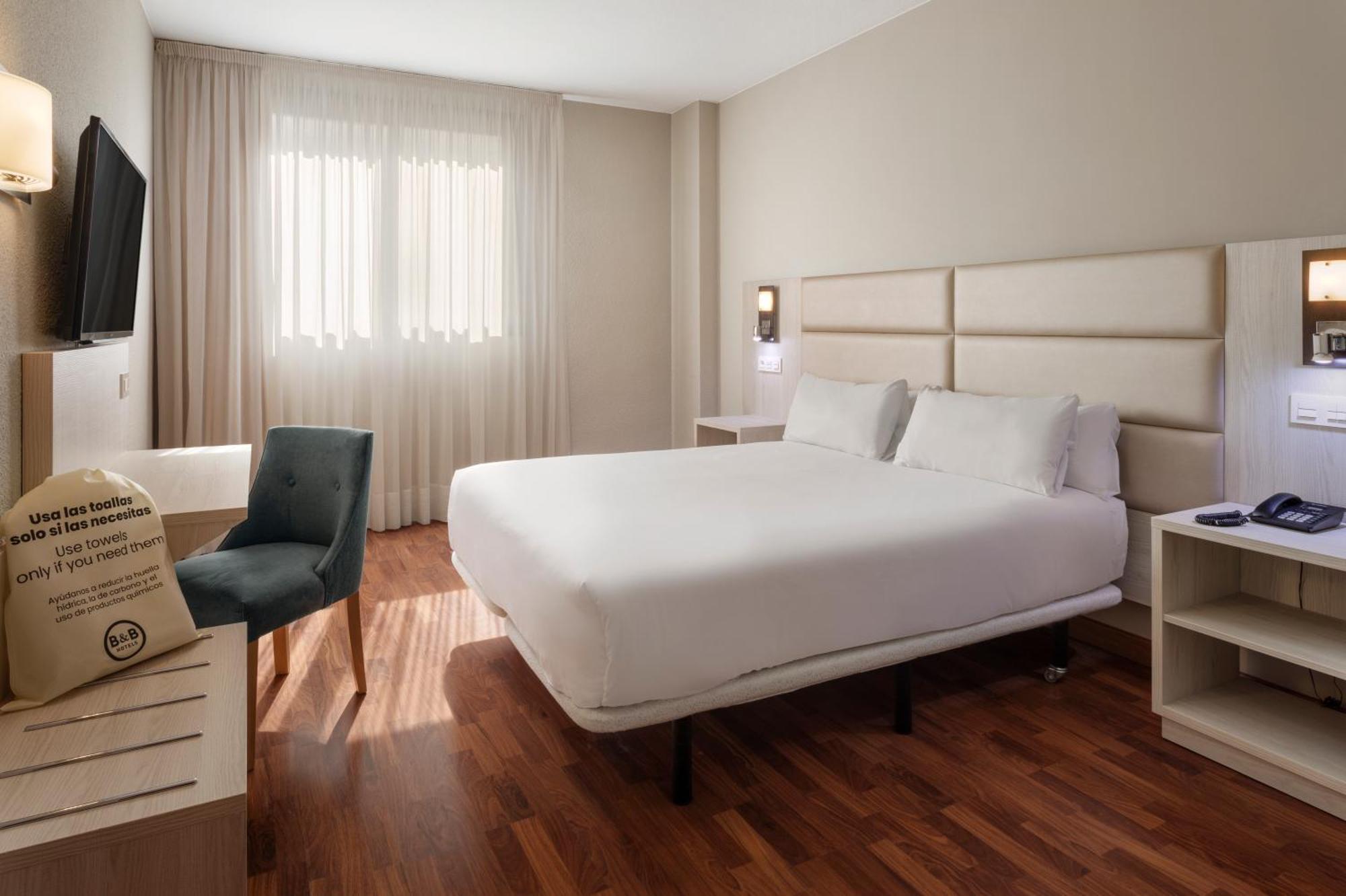 B&B Hotel Zaragoza Royal Экстерьер фото