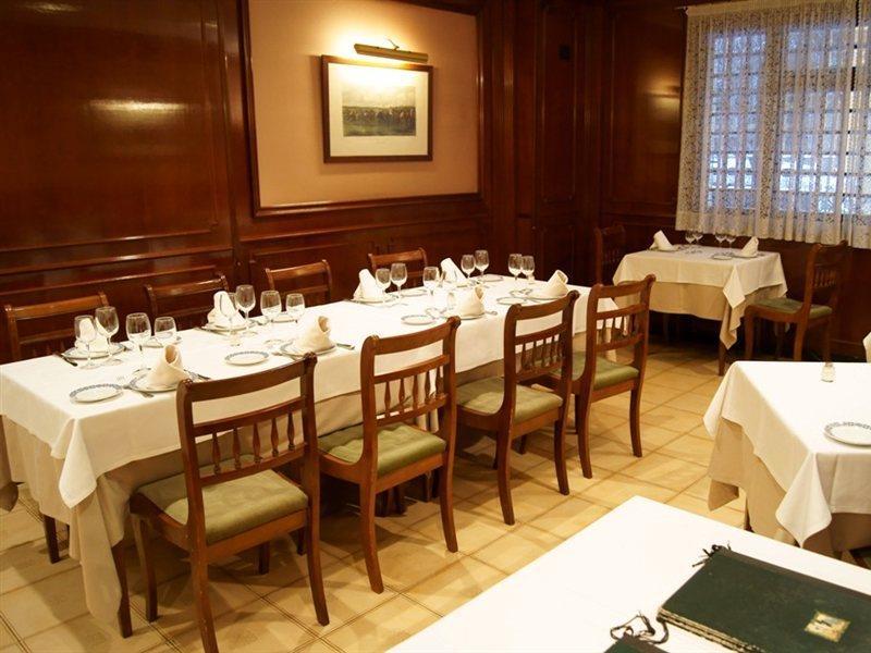 B&B Hotel Zaragoza Royal Экстерьер фото