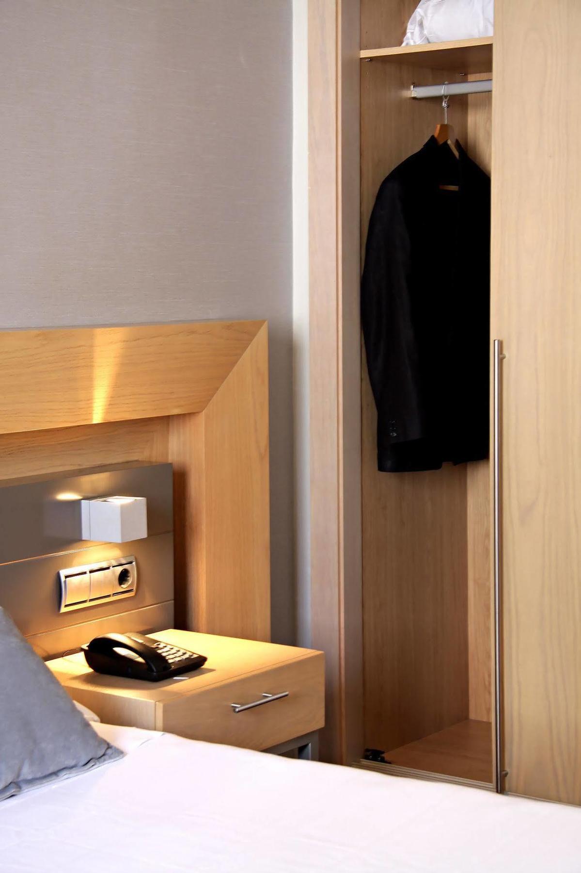 B&B Hotel Zaragoza Royal Экстерьер фото
